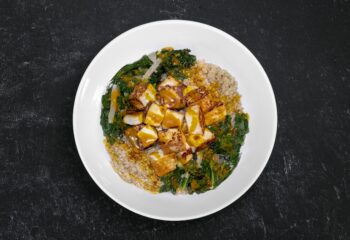 Toasted Sesame Kale Quinoa Bowl